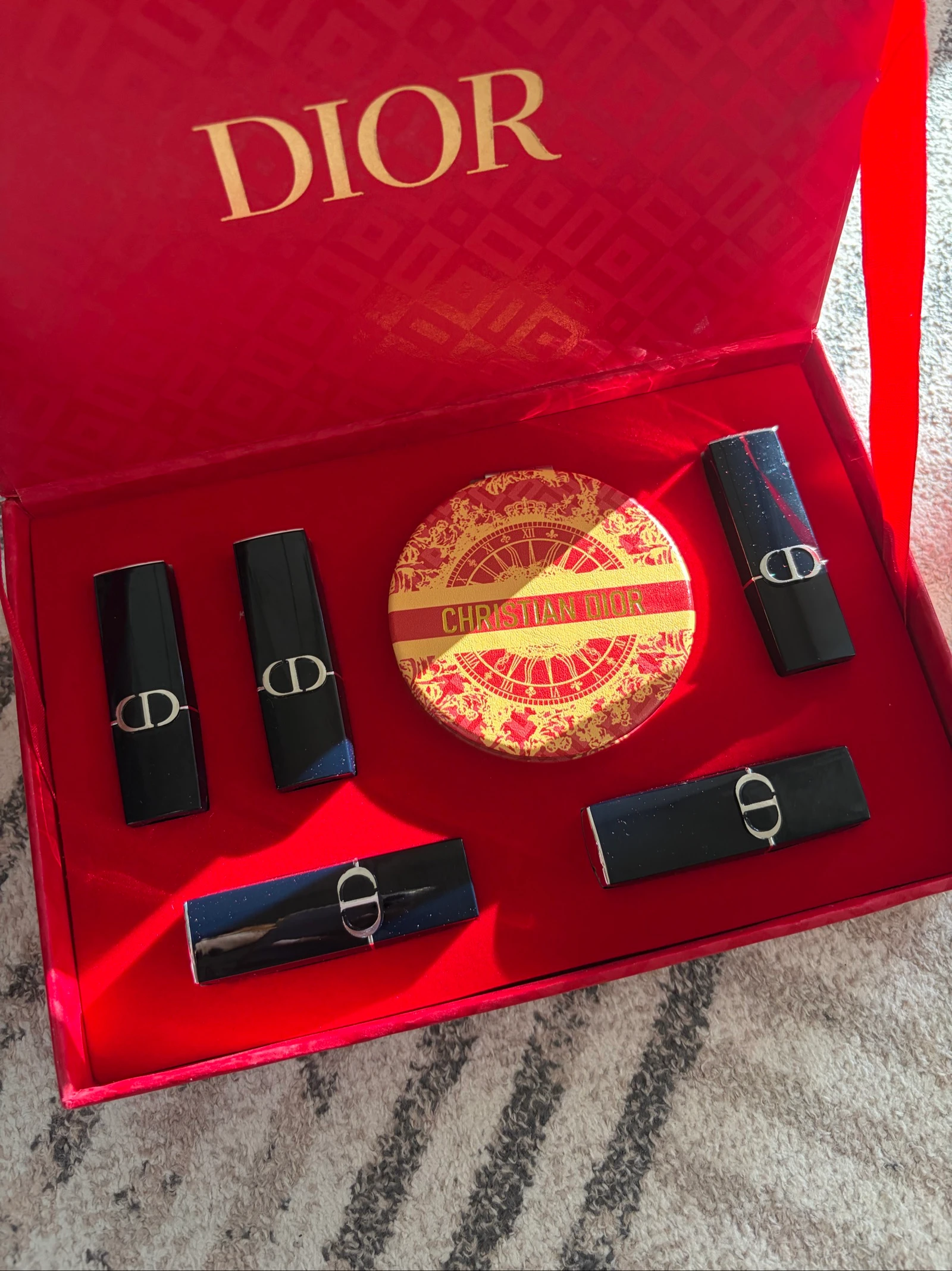 Conjunto de batom novo nunca usado – photo 2